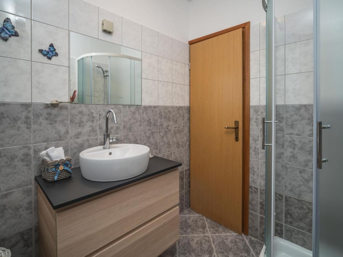 Apartment Fiore-1 By Interhome Gedici Екстер'єр фото