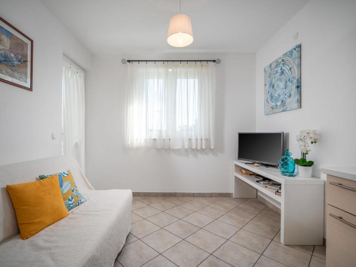 Apartment Fiore-1 By Interhome Gedici Екстер'єр фото